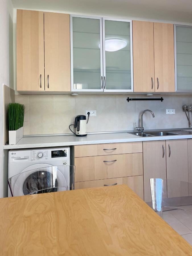 City Center 2 Bedroom A/C Apartment Братислава Экстерьер фото