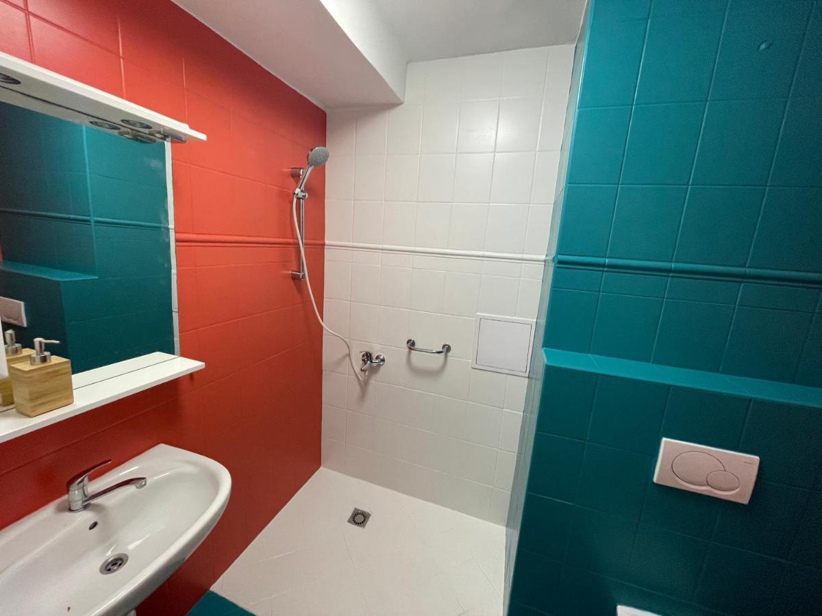 City Center 2 Bedroom A/C Apartment Братислава Экстерьер фото