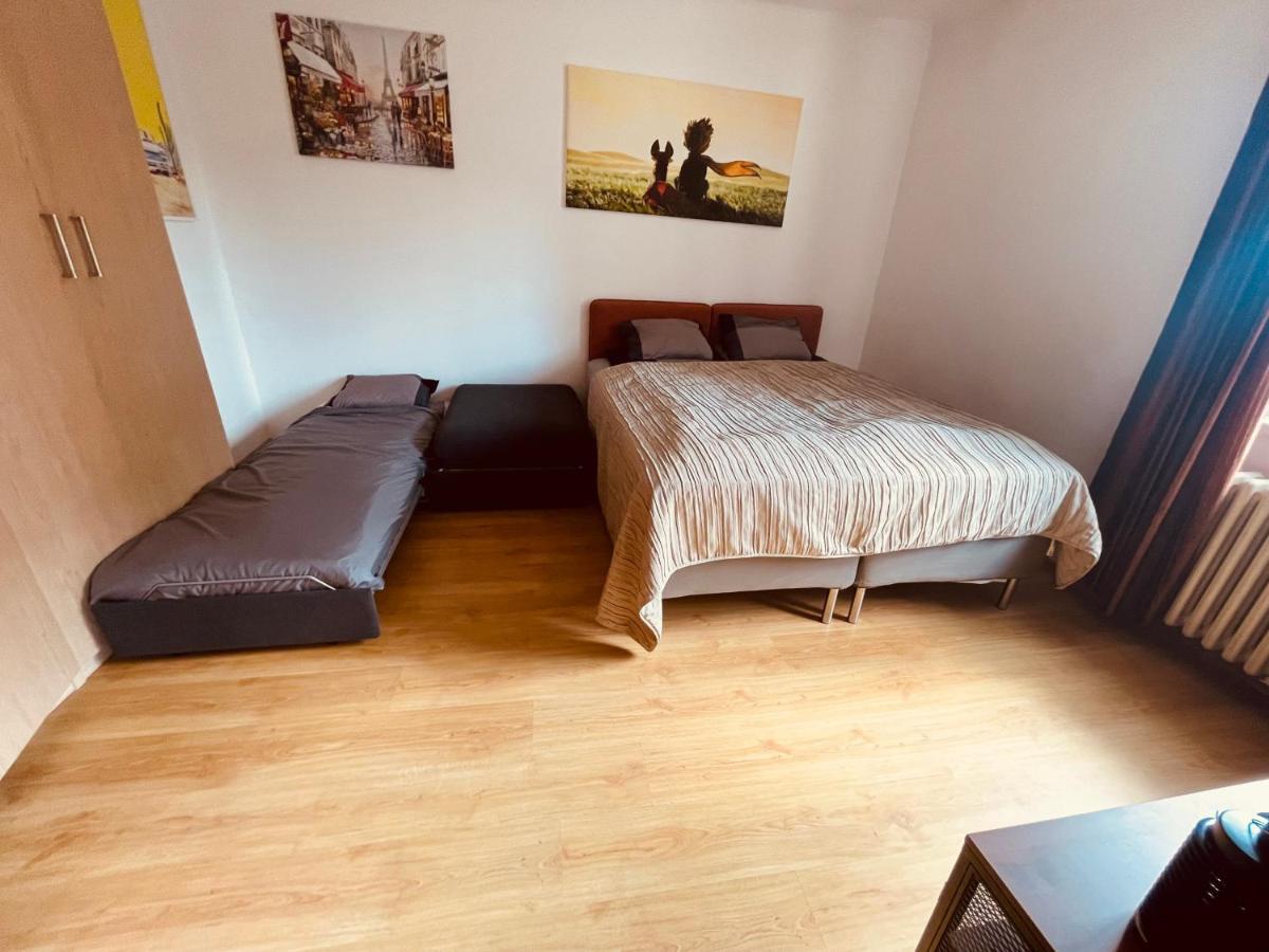 City Center 2 Bedroom A/C Apartment Братислава Экстерьер фото