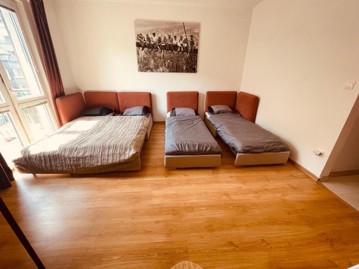 City Center 2 Bedroom A/C Apartment Братислава Экстерьер фото